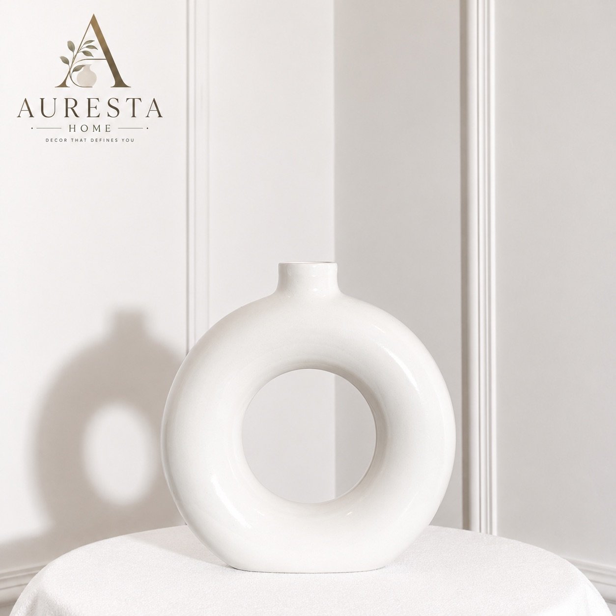 Plain Luna Loop Vase ( without flowers )-img1