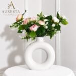 Plain Luna Loop Vase ( without flowers )